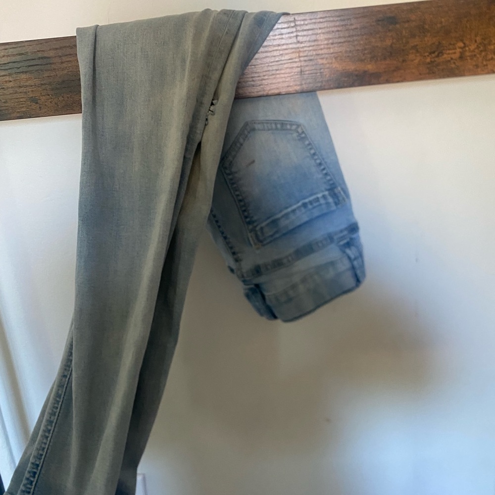 indigo rein jeans. size 10. rips and just cute.